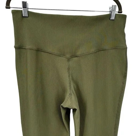 Athleta Elation Rib Crop Flare Pants Green Size 1X - Picture 3 of 9